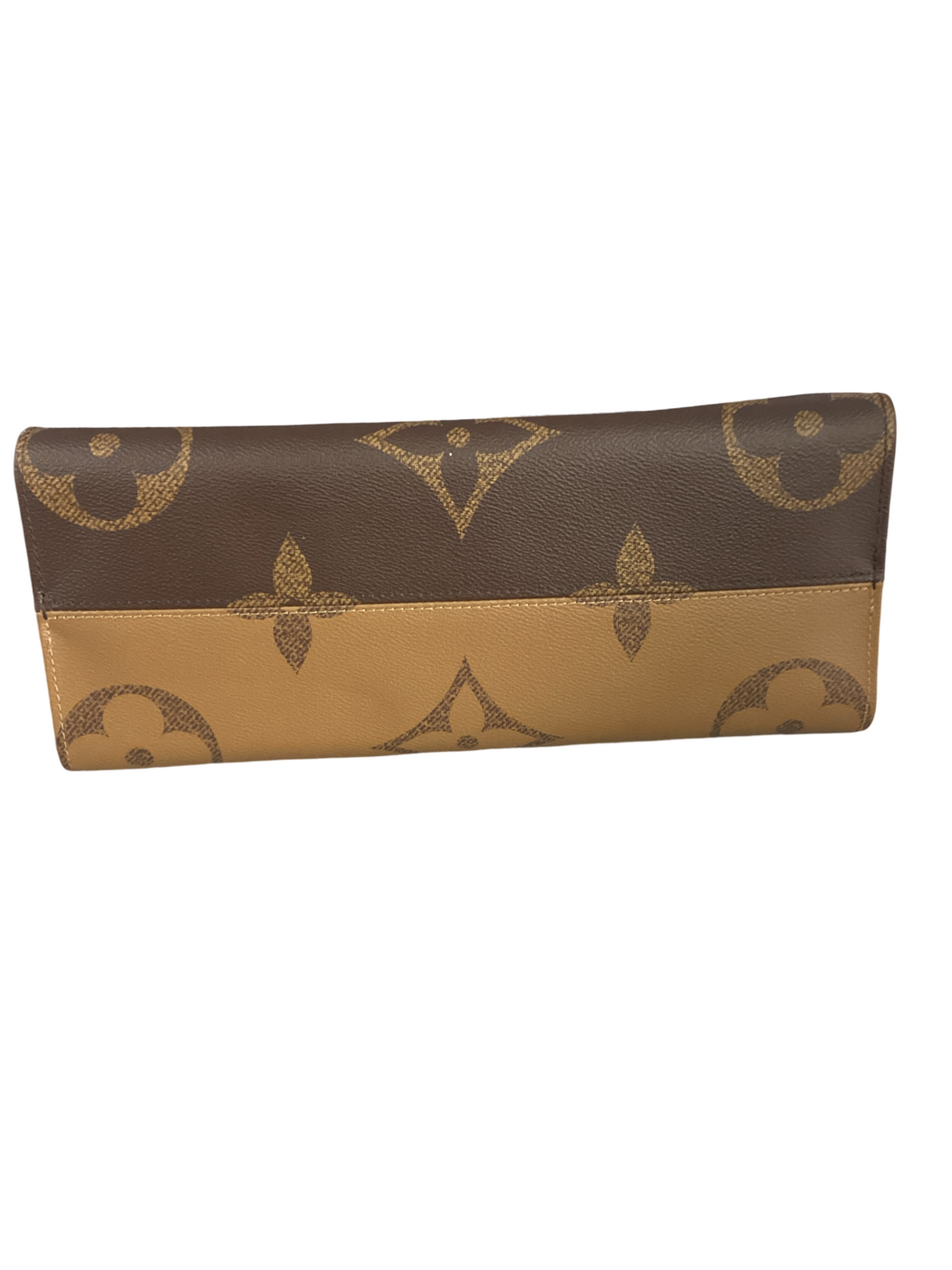 Louis Vuitton Monogram Giant Pattern OnTheGo MM