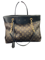 Louis Vuitton Monogram Pallas Shopper